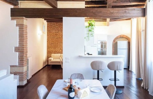 Citta Antica Apartamento | Elegance & Design, 2 Double Bedrooms, Balcony