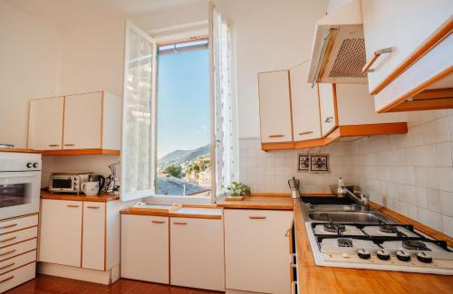 Pieve Ligure Casa | Elegance on the Sea - with wifi 200 meters from the sea