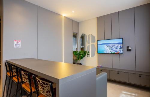 Ze Amandio Apartamento | Elegance - Piscina Aquecida - Apartamento para 4 pessoas em Bombinhas