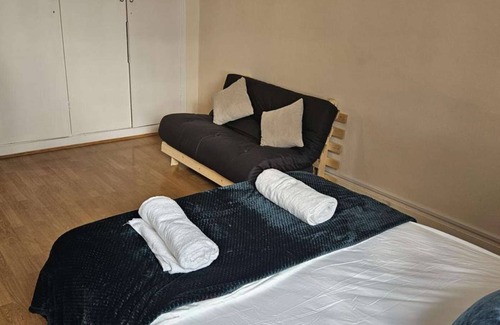 Kilburn Apartamento | Elegant 1-Bed Flat Sleeps 5 NW6 Jubilee, Bakerloo & Overground Lines