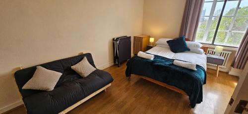Brondesbury Park Apartamento | Elegant 1-Bed Flat, Sleeps 5, London NW6 - 5 mins to Jubilee, Bakerloo & Overground Lines