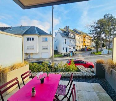 Cessange Apartamento | Elegant 1BR stay with terrace