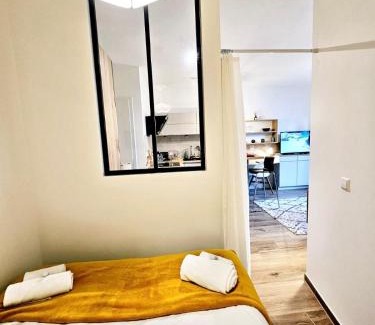 Cessange Apartamento | Elegant 1BR stay with terrace