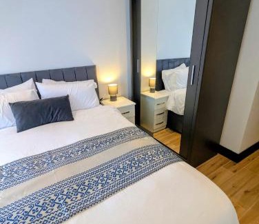 North Finchley Apartamento | Elegant 2 bed flat with balcony in London