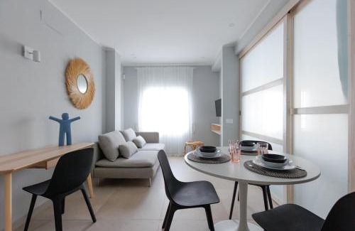 Puerto del Rosario Apartamento | Elegant 2 Bedrooms Flat 5 minutes from the sea & free parking