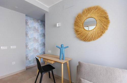 Puerto del Rosario Apartamento | Elegant 2 Bedrooms Flat 5 minutes from the sea & free parking