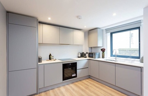 Kensington Apartamento | Elegant 2BD Apartment in Earls Court