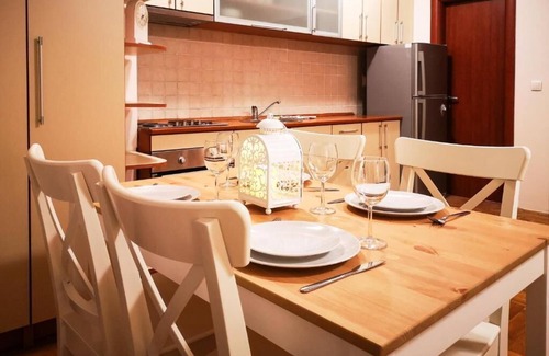 Novi Sad Apartamento | Elegant 2bedroom Downtown Suite