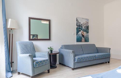 Matzleinsdorf Apartamento | Elegant 2BR Apartment for 6P, Good for Longstays