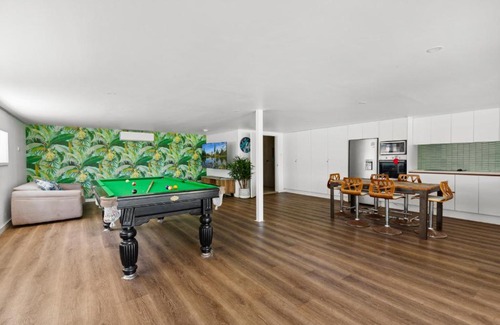 North Balgowlah Casa | Elegant 3-Bed Home with Games Room & Balcony