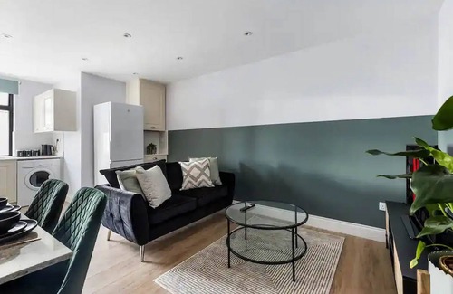 Dudden Hill Apartamento | Elegant 3-Bedroom apartment near tube station - 360 Stays