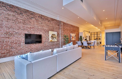 Old Montreal Condominio | Elegant 3-bedroom Condo ✭ Old Montreal ✭ Private Terrace