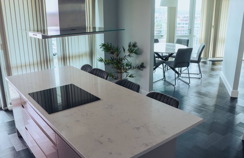 Nottingham City Centre Apartamento | Elegant 3-bedroom Penthouse in Central Nottingham