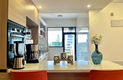 Lavington Apartamento | Elegant 3BR Apartment at 108 Riverside Drive
