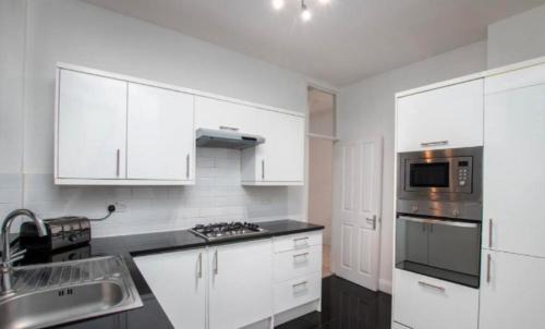Chelsea Riverside Apartamento | Elegant 3BR Apartment l Heart of Chelsea