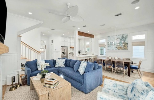 Sunnyside Casa | Elegant 4-Bedroom Beach Retreat in Carillon Beach—Steps from the Pool Gulf