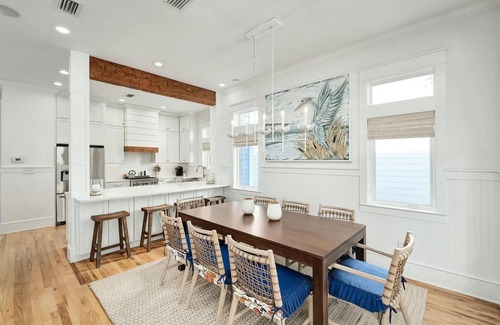 Sunnyside Casa | Elegant 4-Bedroom Beach Retreat in Carillon Beach—Steps from the Pool Gulf