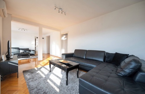 Palilula Apartamento | Elegant 4-Bedroom Penthouse with Panoramic Belgrade Views