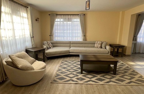 Athi River Villa | Elegant 4BR Villa with Private Pool near JKIA – Greenpark, Athi River