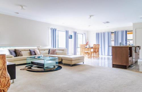 Point Cook Casa | Elegant 4BR Villa with 3 Living Rooms in PointCook