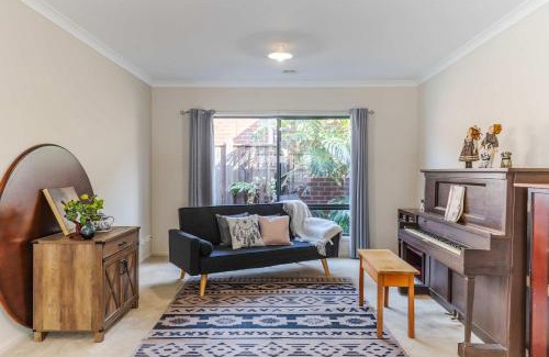 Point Cook Casa | Elegant 4BR Villa with 3 Living Rooms in PointCook