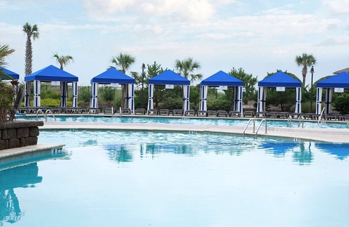 Windy Hill Apartamento | Elegant 5-Bedroom Haven | Spa. Private Pool. Gym.