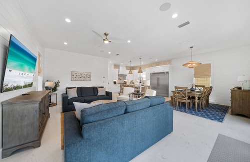 Village of Sugar Beach Casa | Elegant 6BR Seagrove Beach House w/ Heated Pool, Bikes & Golf Cart Included