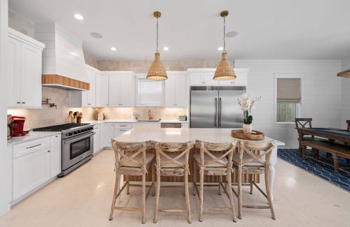 Village of Sugar Beach Casa | Elegant 6BR Seagrove Beach House w/ Heated Pool, Bikes & Golf Cart Included