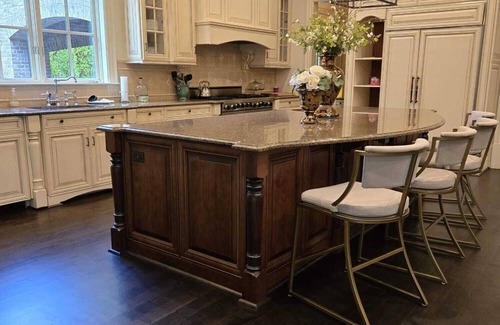 Brandon Casa | Elegant 9,500 sqft Estate Perfect for Events & Celebrations