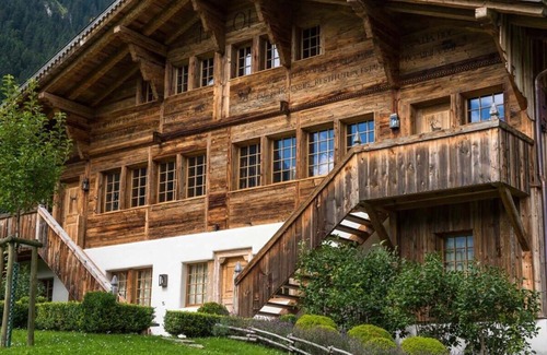 Zweisimmen Nr Gstaad Chalet De Esquí | Elegant Alpine Chalet with Spa