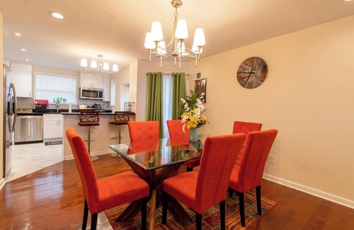 Overbrook Casa | Elegant and cozy Home
