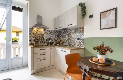 Parella Apartamento | Elegant and functional suite convenient to the city center accessorized with everything