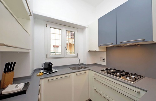 Quartiere XIII Aurelio Apartamento | Elegant and large apartment with balcony