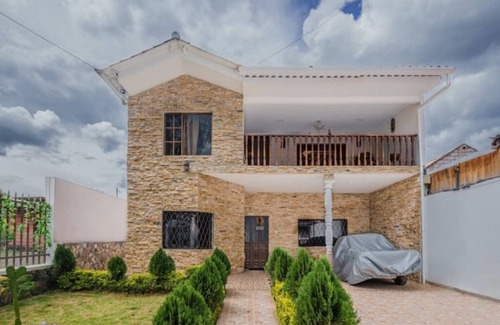 Cuenca Casa | Elegant and rustic spacious house