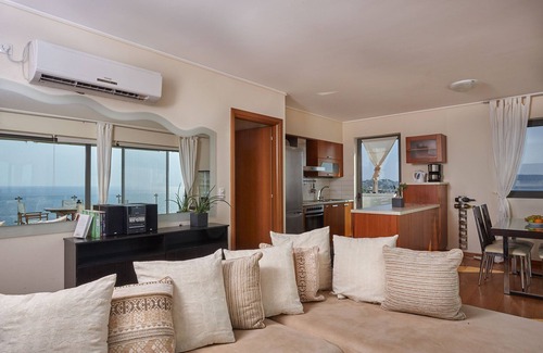Saronida Apartamento | Elegante apartamento con impresionantes vistas al mar