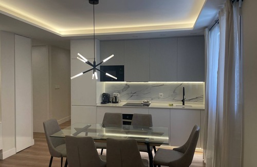 Golden Triangle of Art Apartamento | Elegant apartment in Atocha 2 Bedrooms 2 Bathrooms