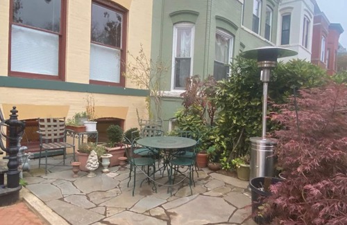 Capitol Hill Apartamento | Elegant apt on Capitol Hill with high-end finishes and furnishings