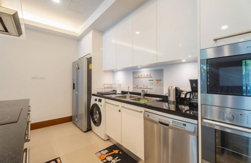 Sa Khu Condominio | Elegant Beachfront 3BR Condo at Pearl of Naithon