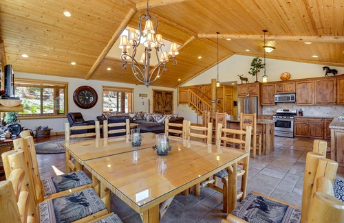 Castle Glen Estates Cabina | Elegant Big Bear Cabin - Half Mi to Big Bear Lake!