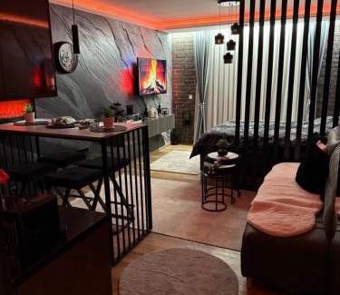 Kopaonik Apartamento | Elegant Black Kopaonik