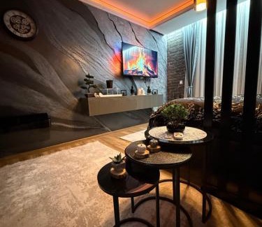 Kopaonik Apartamento | Elegant Black Kopaonik