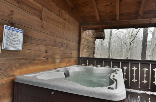 Gatlinburg - Pigeon Forge Cabina | Elegante cabina en ubicación perfecta-! Privado pero cerca de todo!