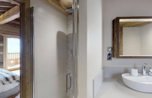 La Perriere Chalet De Esquí | Perfectamente ubicado, decorado con armonía, este chalet refinado y único invita a la serenidad.