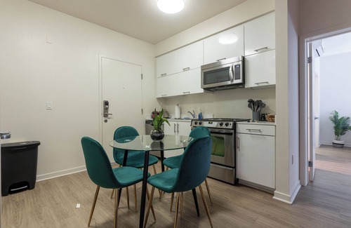 Downtown Apartamento | Elegant & Charming 2BR/2BA Apartment