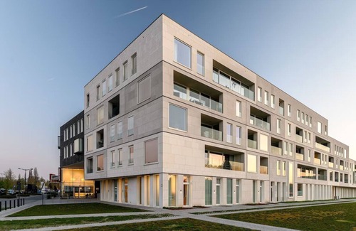 Oudenaarde Casa | Elegant City Center Haven, Bike-Friendly, Kitchen | 2 Units
