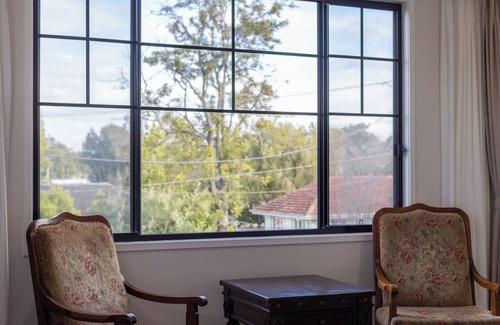 Upper Mount Gravatt Casa | Elegant & Convenient 4-Beds Villa w/ easy access