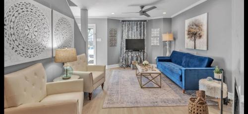 Inniswold Apartamento | Elegant condo Two ensuite baths with gourmet kitchen near Mall of LA & LSU Top restaurant venues