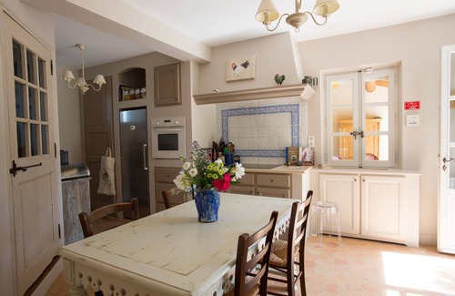 Saint-Andiol Otro | Elegant country house, air-conditioning, 6 bedrooms, tennis court, heated pool,