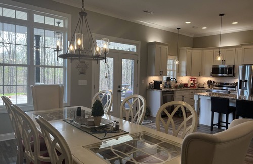 Reidsville Casa | Countryside Elegant Modern Farmhouse