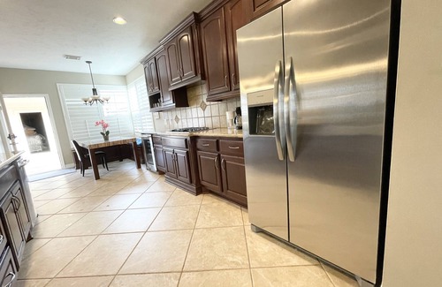 Cinco Ranch North Lake Village Casa | Elegant & Cozy Single-Family House Near I-10/99 Katy